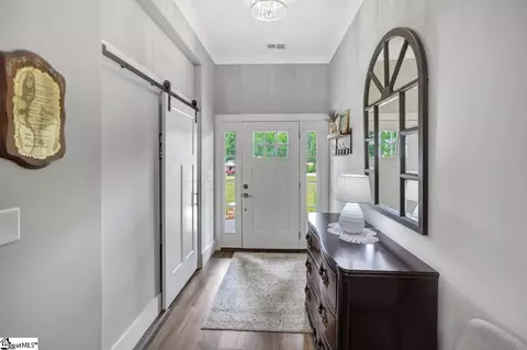 Entry Way - 703 Ploma Dr, Seneca, SC 29678 photo 2 of 3