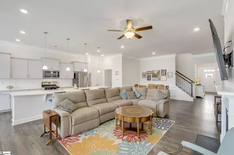 201 Yellow Fox Rd, Greer, SC 29650 photo 8