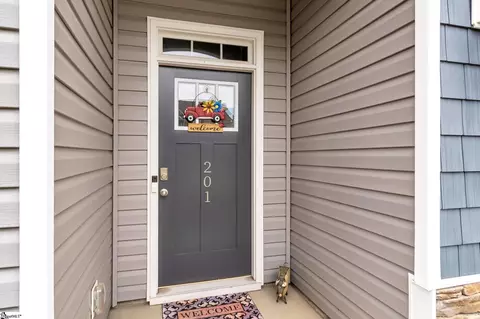 201 Yellow Fox Rd, Greer, SC 29650 photo 5