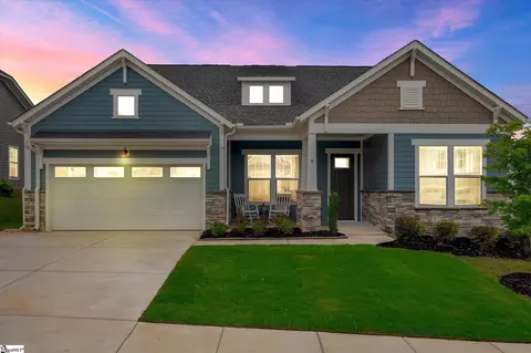 4 Townsend Ave, Greer, SC 29651 photo 2