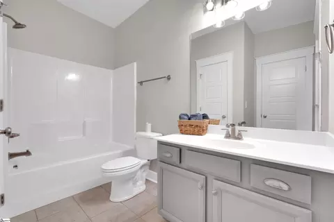 4 Townsend Ave, Greer, SC 29651 photo 31