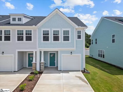 111 Cobden Ct, Simpsonville, SC 29681
