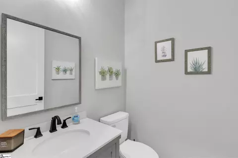 Bath - 404 Spearman Rd, Williamston, SC 29697 photo 4 of 5
