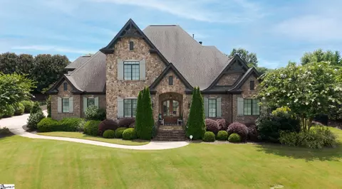 6 Calaverdi Ct, Simpsonville, SC 29681