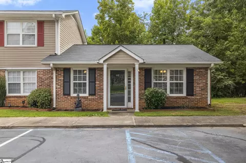 115 Silver Brook Dr, Simpsonville, SC 29681