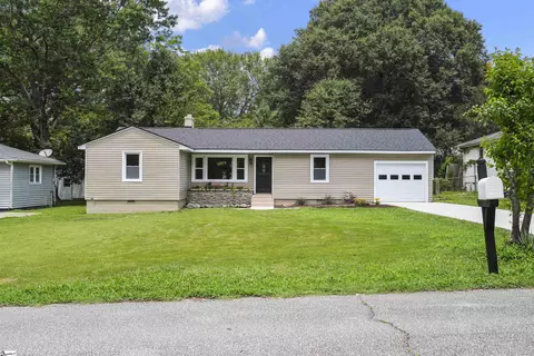 11 Sharon Dr, Greenville, SC 29607