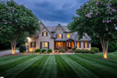 22 Cobbler Ln, Simpsonville, SC 29681