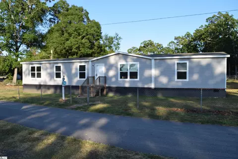 1 Pelzer Park St, Pelzer, SC 29669