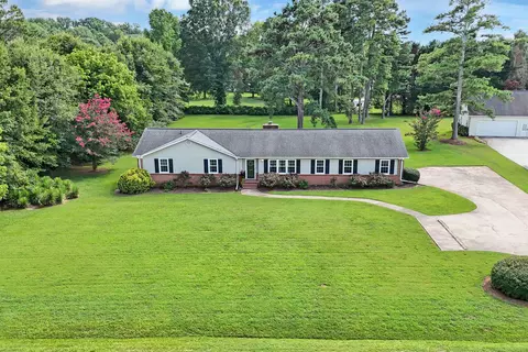 409 Carol Dr, Piedmont, SC 29673