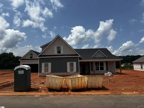 208 Old Glory Ct, Pickens, SC 29671