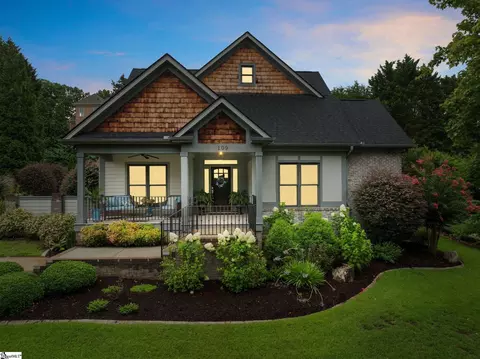 109 Parkside Dr, Simpsonville, SC 29681