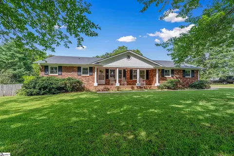 120 Bivings Dr, Duncan, SC 29334