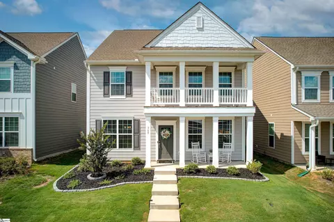 369 Pine St, Reidville, SC 29388