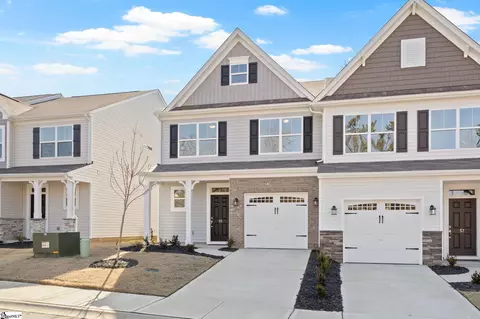 55 Fair Village Ln, Simpsonville, SC 29680