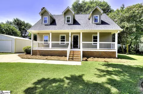 104 Court Dr, Easley, SC 29642