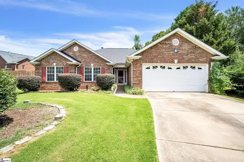 205 Baldwin Pines Ct, Simpsonville, SC 29680