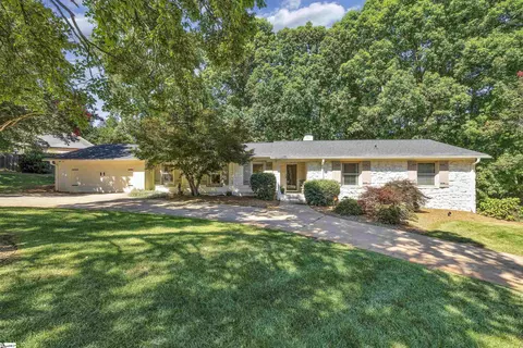3 Twin Lake Rd, Greenville, SC 29609
