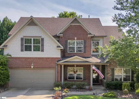 2 Ashby Grove Dr, Simpsonville, SC 29681