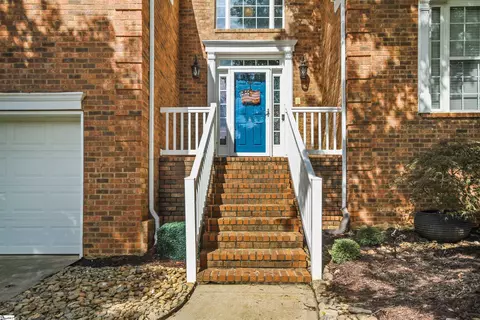 4 Nittany Pl, Simpsonville, SC 29681