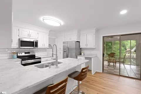 108 Windamere Rd, Easley, SC 29640 photo 9