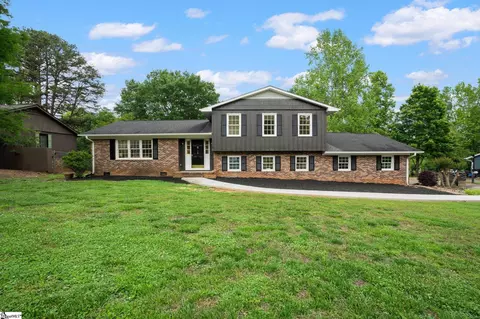 108 Windamere Rd, Easley, SC 29640