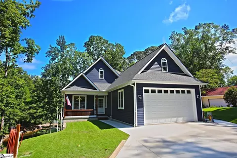 199 Luther Land Rd, Seneca, SC 29672