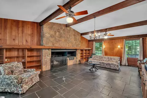 Living - 109 Mountain View Dr, Easley, SC 29640 photo 2 of 2