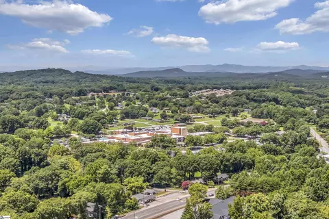 View/Area - 109 Mountain View Dr, Easley, SC 29640 photo 2 of 2