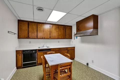 Kitchen - 109 Mountain View Dr, Easley, SC 29640 photo 3 of 3