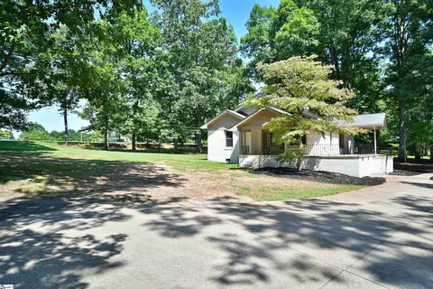 521 Tigerville Rd, Travelers Rest, SC 29690