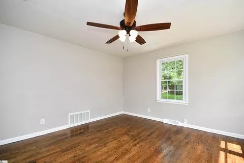 203 Preston St, Easley, SC 29640 photo 11