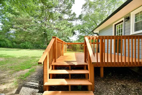 203 Preston St, Easley, SC 29640 photo 9