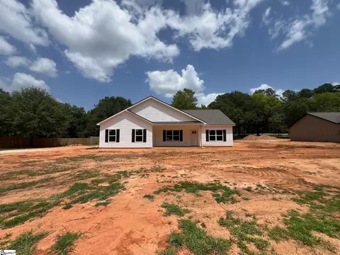 1446 Riddle Town Rd, Gray Court, SC 29645