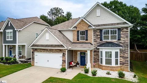 424 Hilburn Way, Simpsonville, SC 29680