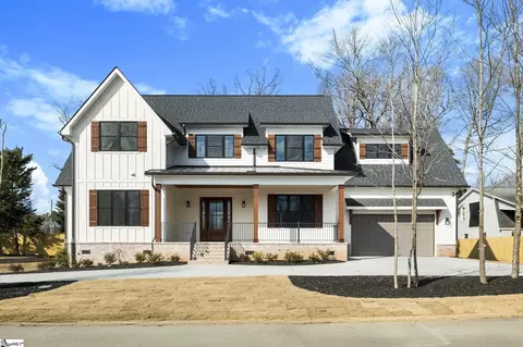 1 Mapleton Dr, Greenville, SC 29607