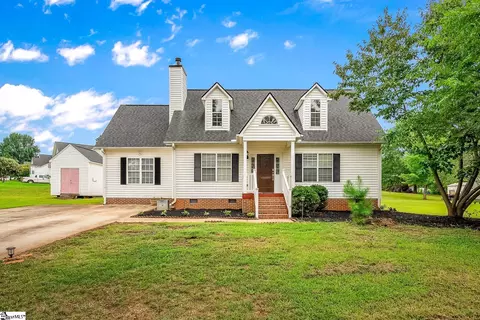 609 Henderson Cir, Greer, SC 29650