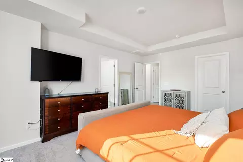 Bedroom - 441 Bee Cove Way, Pendleton, SC 29670 photo 2 of 4