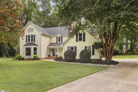 108 Chipping Ct, Greer, SC 29650