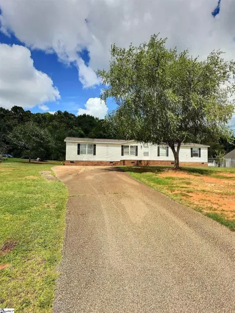 111 Daytona Ln, Piedmont, SC 29673