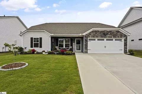 103 Bruinen Dr, Fountain Inn, SC 29644