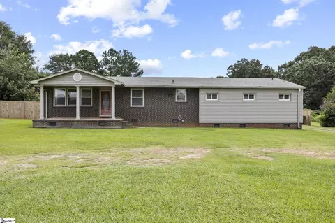 331 Ashmore Bridge Rd, Mauldin, SC 29662