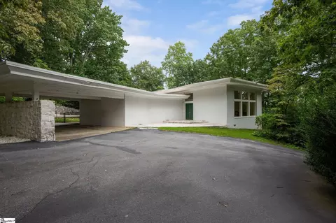 500 Old Altamont Rd, Greenville, SC 29609