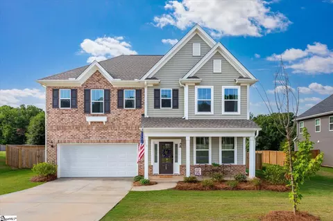 749 Oak Hill Ln, Belton, SC 29627