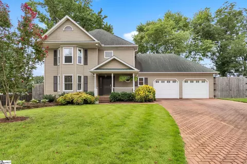 20 Spring Forest Ct, Greenville, SC 29615