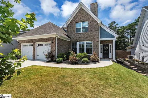 419 Rubia Dr, Greenville, SC 29607