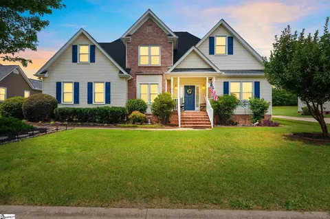 39 Meadow Springs Ln, Greer, SC 29650
