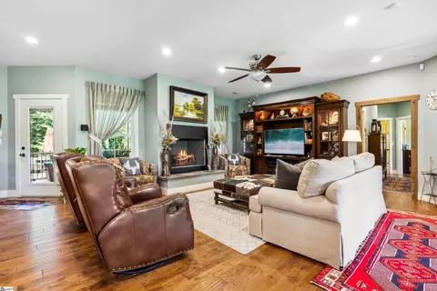 225 Bramlett Rd, Greer, SC 29651 photo 10