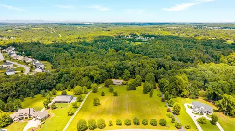 225 Bramlett Rd, Greer, SC 29651 photo 4