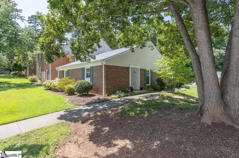 306 Wenwood Cir, Greenville, SC 29607