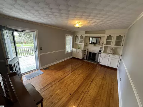 116 Mitchell Cir, Buffalo, SC 29321 photo 2